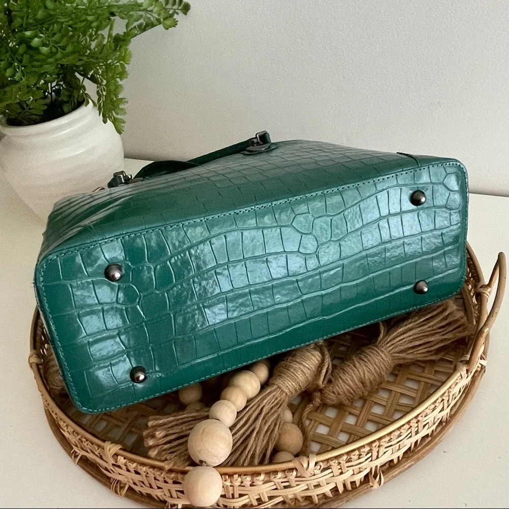 DIVINA FIRENZE  NADE IN ITALY for YOU Leather Handbag
